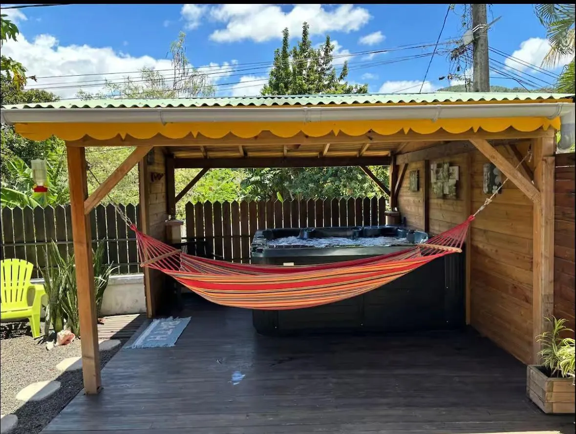 Gwada-Zen-Breizh 3 Hebergements Au Choix 1 Avec Piscine Privee, 1 Avec Jacuzzi Prive, 1 Simple Sans Piscine Ni Jacuzzi Deshaies